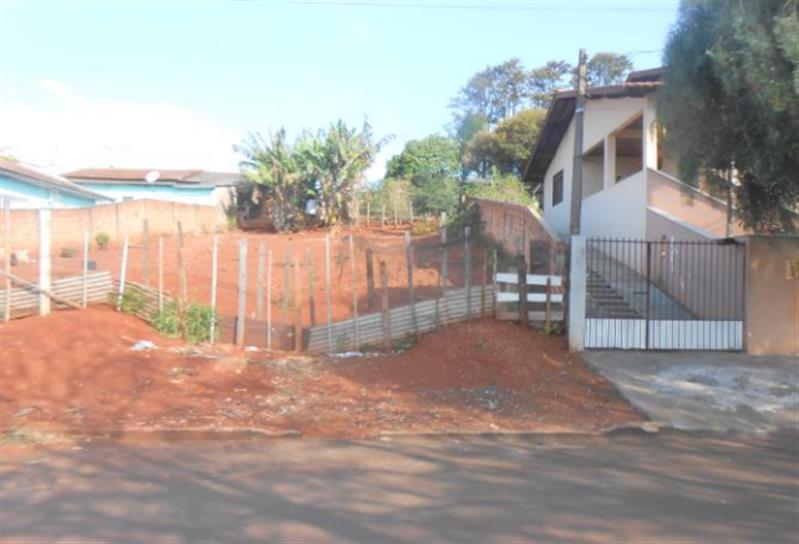 Data de Terras sob n° 27, da Quadra n° 05, com a área de 741,00 m², Jardim Tupi, Cambé PR
