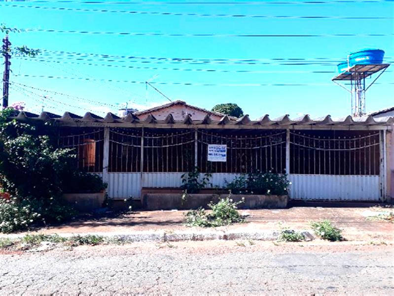 Imóvel residencial, com área de 250,00 m², localizado à Rua R-24, Vila Itatiaia, Goiânia GO
