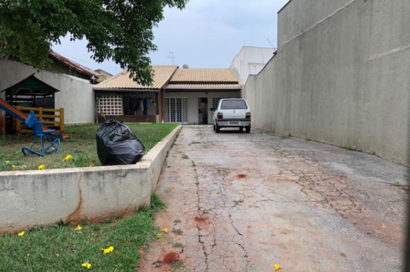 Casa residencial de um pavimento, com área útil de 53,80m², localizada na Vila Agari em Londrina PR 