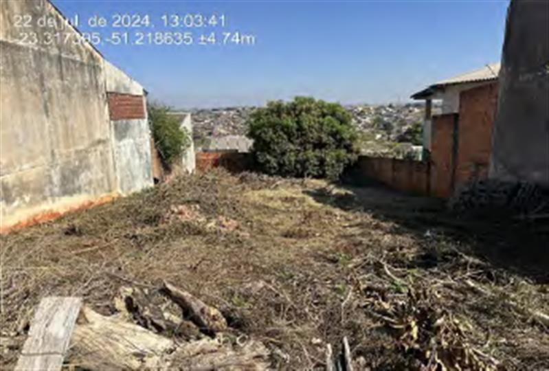 Terreno, sem benfeitorias, com área de 360,00 m2, situado no Jardim Sabará III, Londrina,PR.